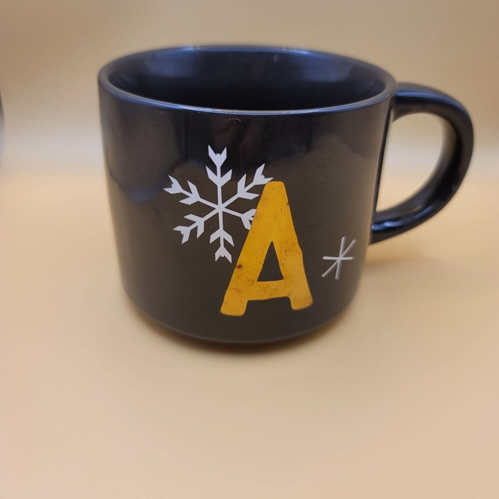 Threshold Stoneware Mug Brown with Snowflake A Dishwasher Microwave Safe jj3500
